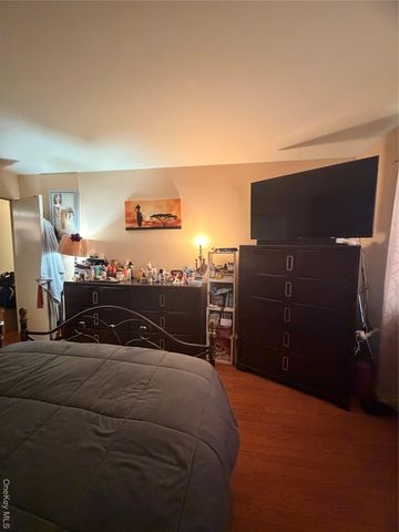 2712 Schleigel Boulevard, Amityville, NY 11701