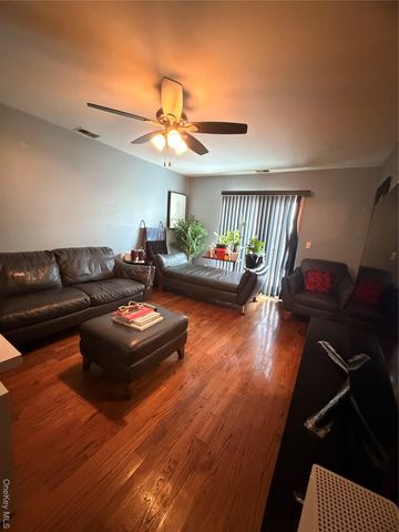 2712 Schleigel Boulevard, Amityville, NY 11701