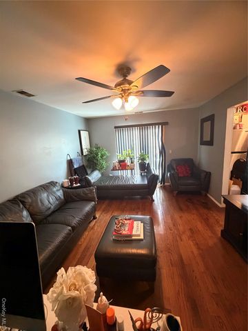 2712 Schleigel Boulevard, Amityville, NY 11701