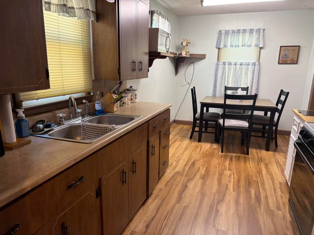 833 N Kokomo, Derby, KS 67037