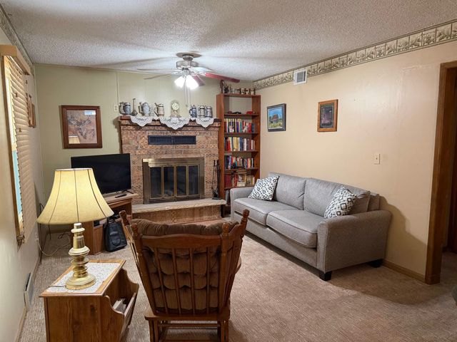 833 N Kokomo, Derby, KS 67037