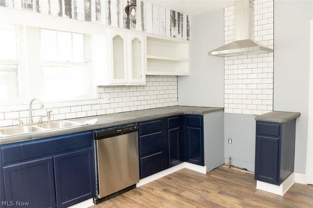 2941 Old Home Road, Akron, OH 44312