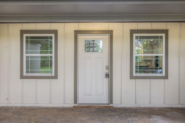 73 Fairway Drive, Normangee, TX 77871