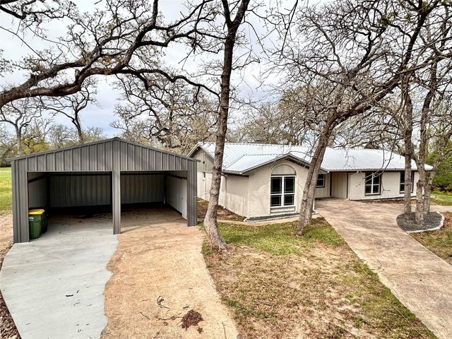 73 Fairway Drive, Normangee, TX 77871
