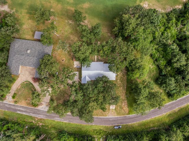 73 Fairway Drive, Normangee, TX 77871