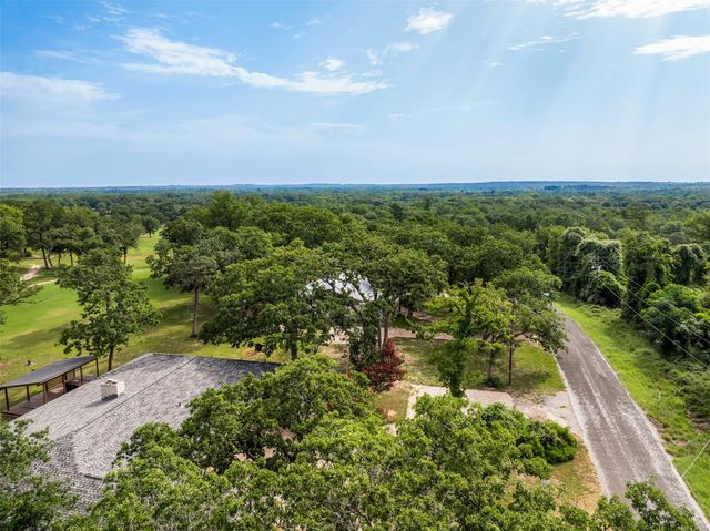73 Fairway Drive, Normangee, TX 77871