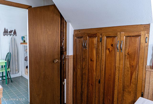 5 W Mill, Kellogg, ID 83837