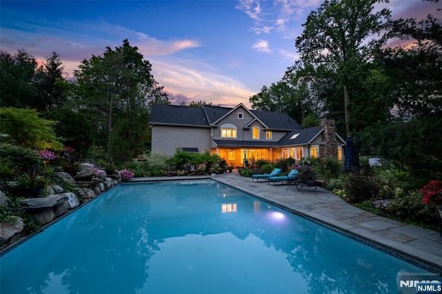 631 Sargent Road, River Vale, NJ 07675