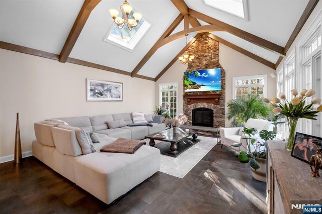 631 Sargent Road, River Vale, NJ 07675