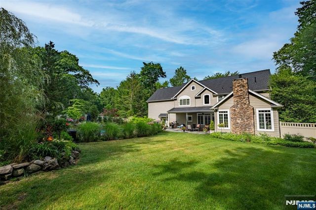 631 Sargent Road, River Vale, NJ 07675