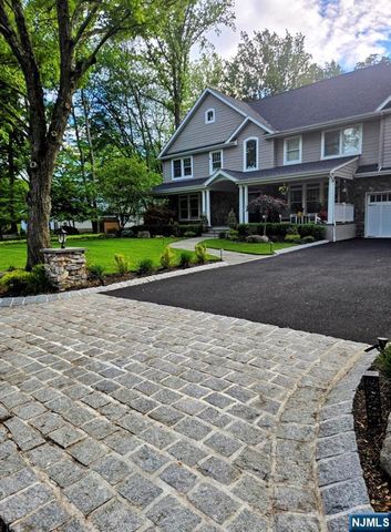631 Sargent Road, River Vale, NJ 07675