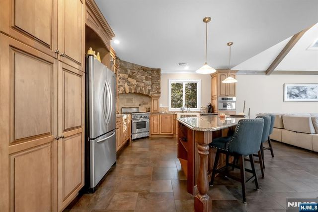 631 Sargent Road, River Vale, NJ 07675