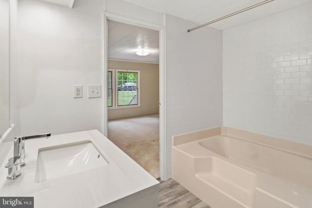 26864 N OAK RIDGE DR, Mechanicsville, MD 20659