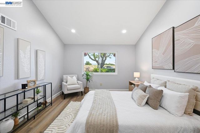 165 Rosario Ct, San Ramon, CA 94583