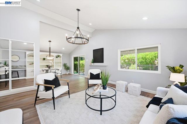 165 Rosario Ct, San Ramon, CA 94583