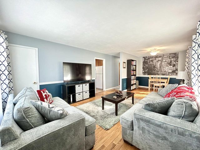 2817 Wellington DRIVE, Racine, WI 53403