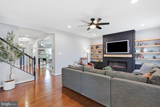 9316 MORNING WALK DR, Hagerstown, MD 21740