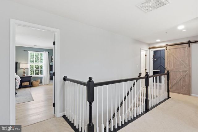 9316 MORNING WALK DR, Hagerstown, MD 21740