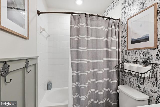 9316 MORNING WALK DR, Hagerstown, MD 21740