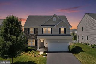 9316 MORNING WALK DR, Hagerstown, MD 21740