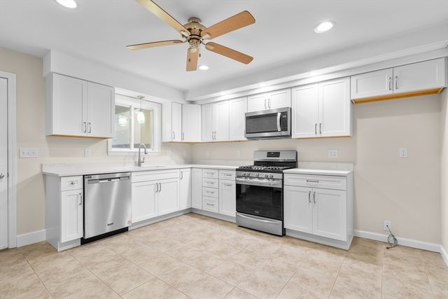179 Pilgrim Rd 2, Haverhill, MA 01832
