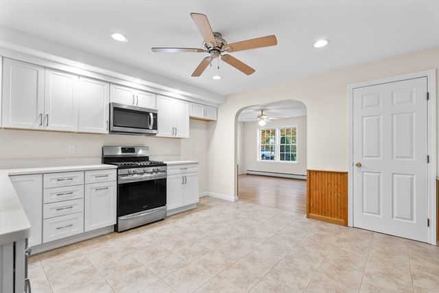 179 Pilgrim Rd 2, Haverhill, MA 01832