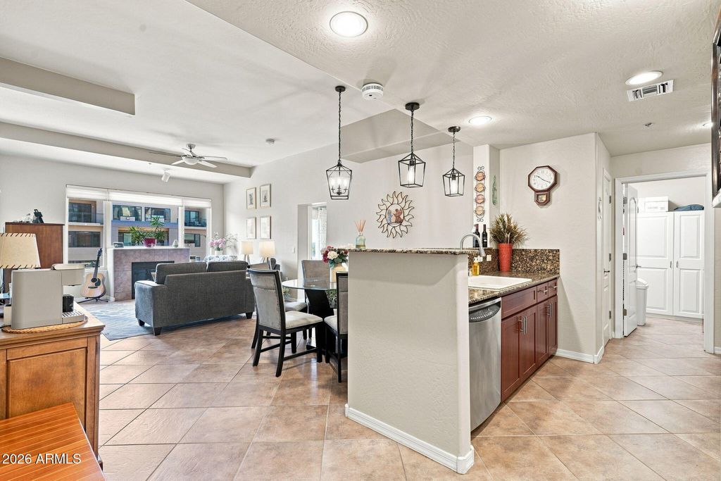 17 W VERNON Avenue 515, Phoenix, AZ 85003 — exterior