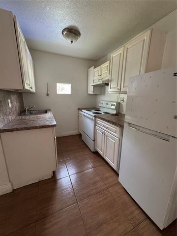 410 N 58th Ave 408, Hollywood, FL 33021