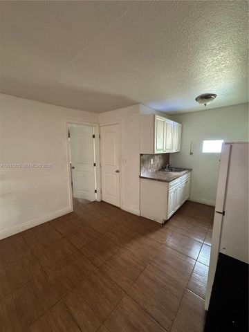 410 N 58th Ave 408, Hollywood, FL 33021