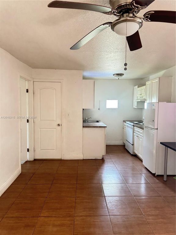 410 N 58th Ave 408, Hollywood, FL 33021