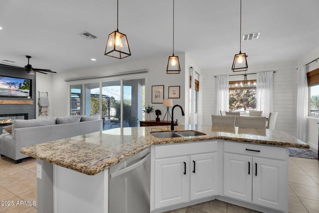 20122 E MEWS Road, Queen Creek, AZ 85142