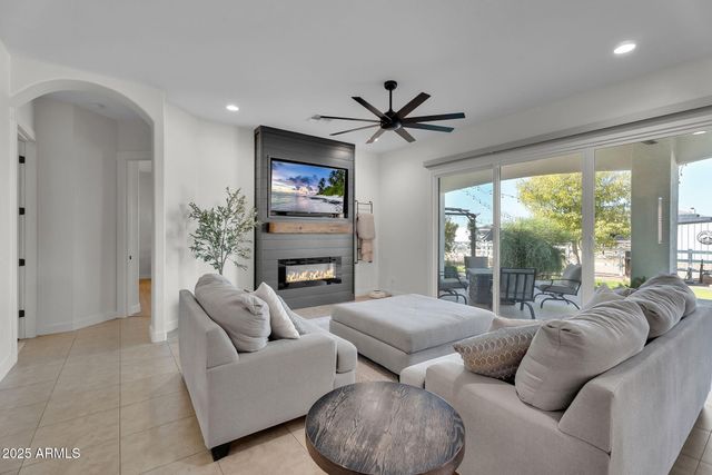 20122 E MEWS Road, Queen Creek, AZ 85142