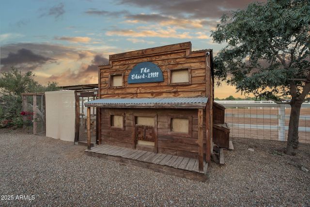 20122 E MEWS Road, Queen Creek, AZ 85142