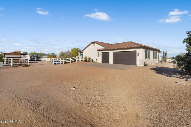 20122 E MEWS Road, Queen Creek, AZ 85142