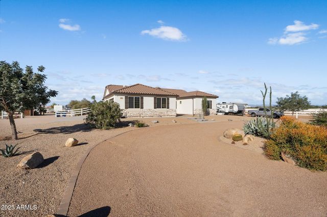 20122 E MEWS Road, Queen Creek, AZ 85142