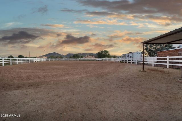 20122 E MEWS Road, Queen Creek, AZ 85142