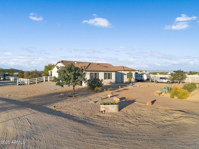 20122 E MEWS Road, Queen Creek, AZ 85142