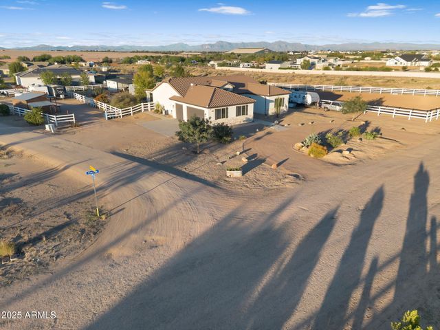 20122 E MEWS Road, Queen Creek, AZ 85142