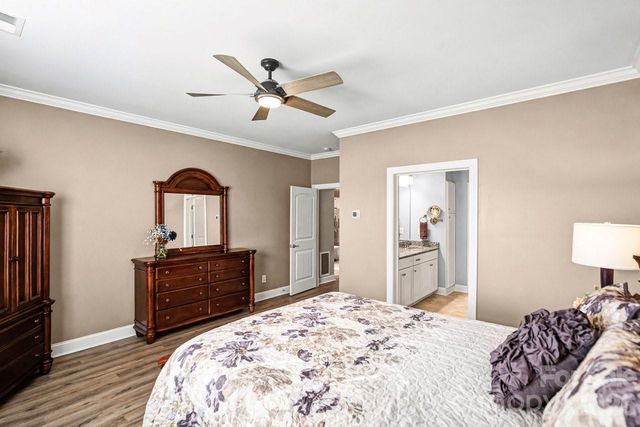 5198 Looking Glass Trail, Denver, NC 28037