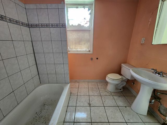 6146 S Vernon Avenue, Chicago, IL 60637