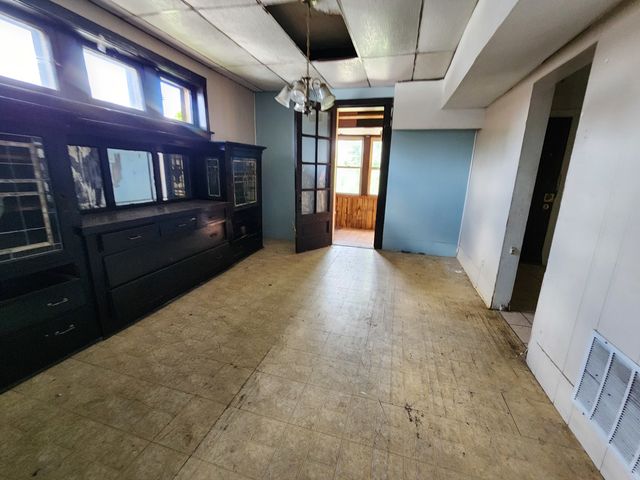 6146 S Vernon Avenue, Chicago, IL 60637