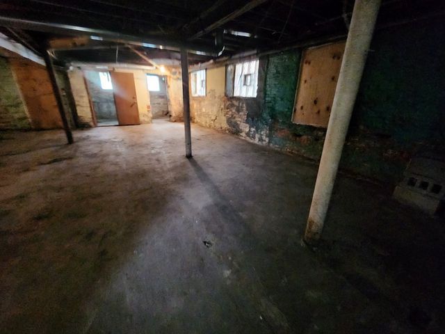 6146 S Vernon Avenue, Chicago, IL 60637