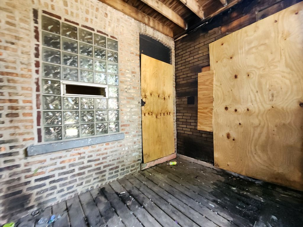 6146 S Vernon Avenue, Chicago, IL 60637 — photo 3