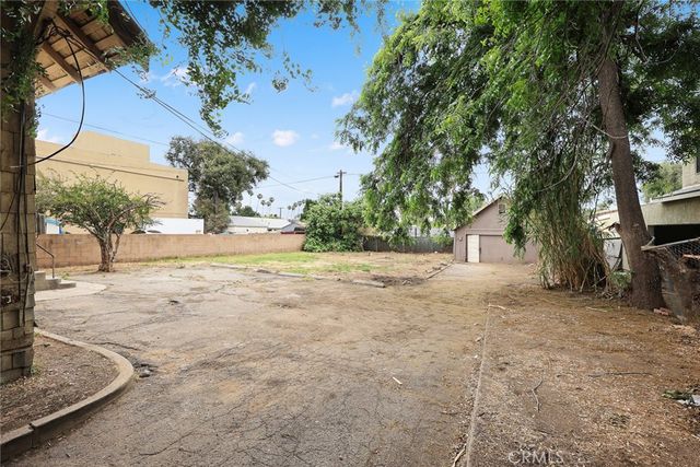 366 E Orange Grove, Pasadena, CA 91104