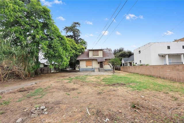 366 E Orange Grove, Pasadena, CA 91104