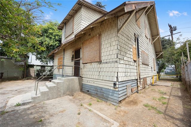 366 E Orange Grove, Pasadena, CA 91104