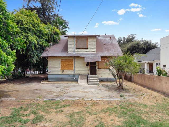 366 E Orange Grove, Pasadena, CA 91104