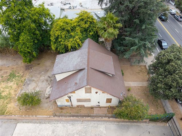 366 E Orange Grove, Pasadena, CA 91104