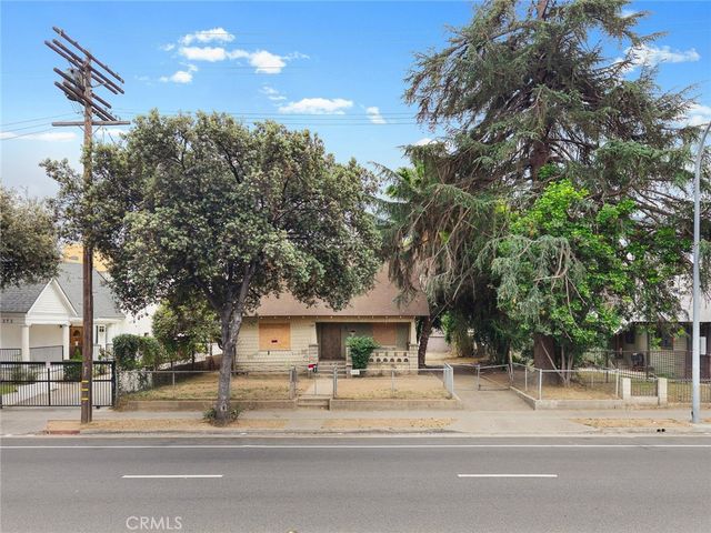 366 E Orange Grove, Pasadena, CA 91104