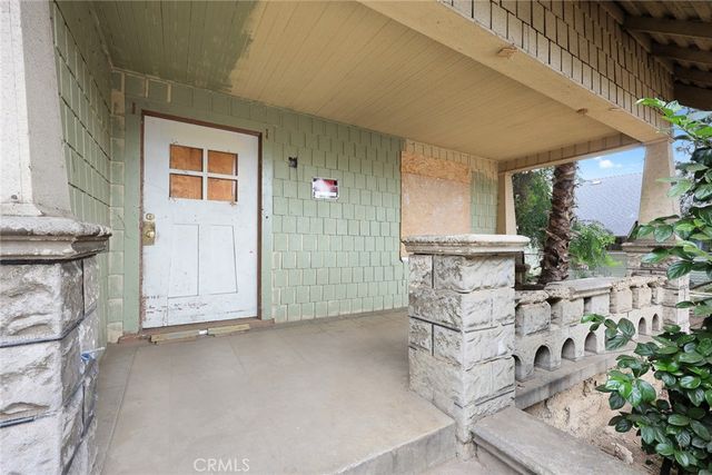 366 E Orange Grove, Pasadena, CA 91104